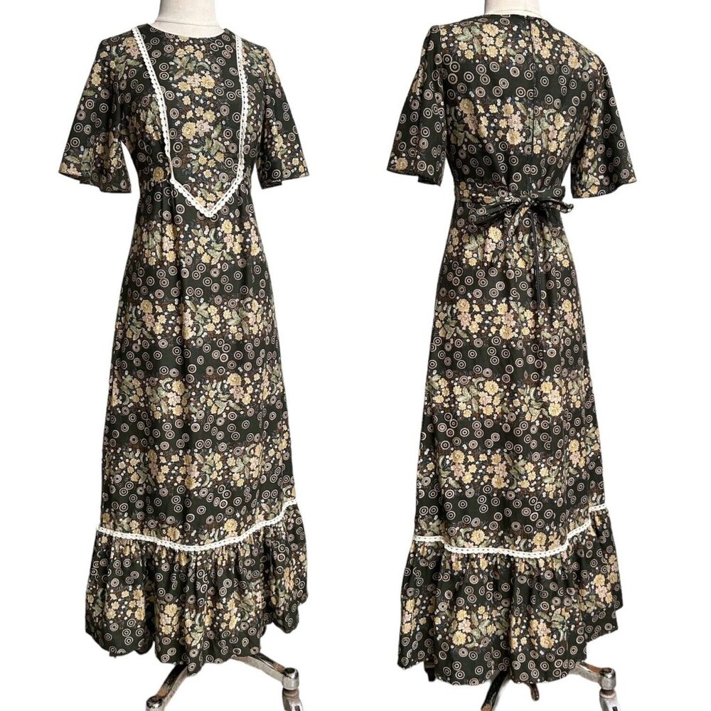 Floral Maxi Dress with Lace Trim